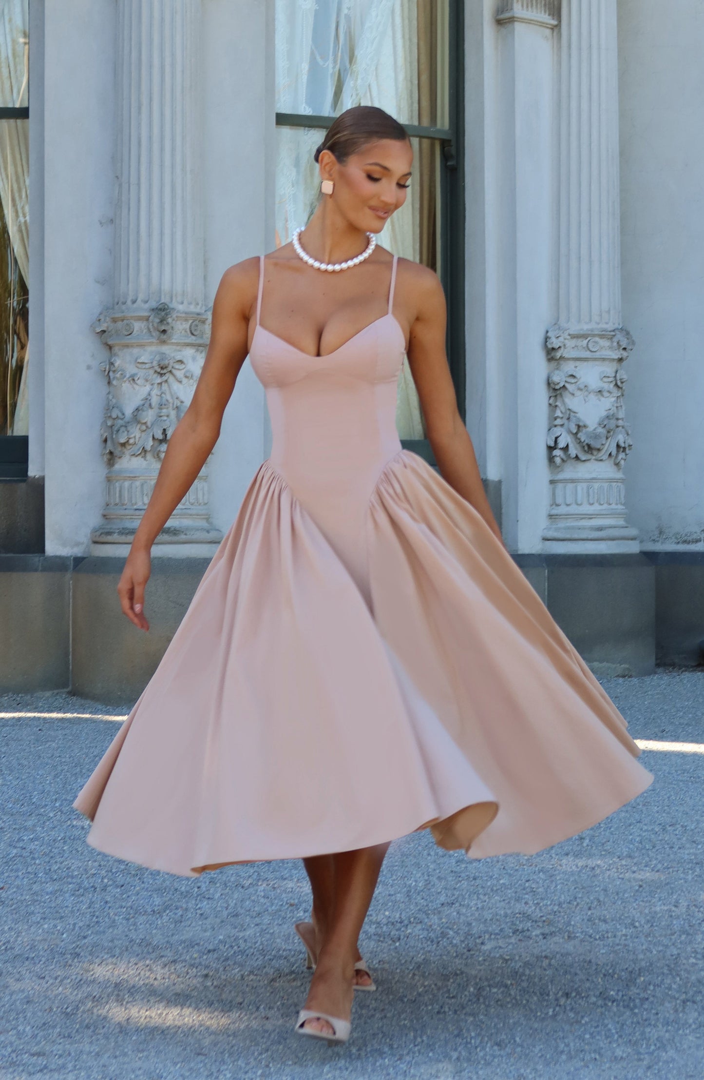 Vestido midi Sophia Clay - Perfecto para el verano
