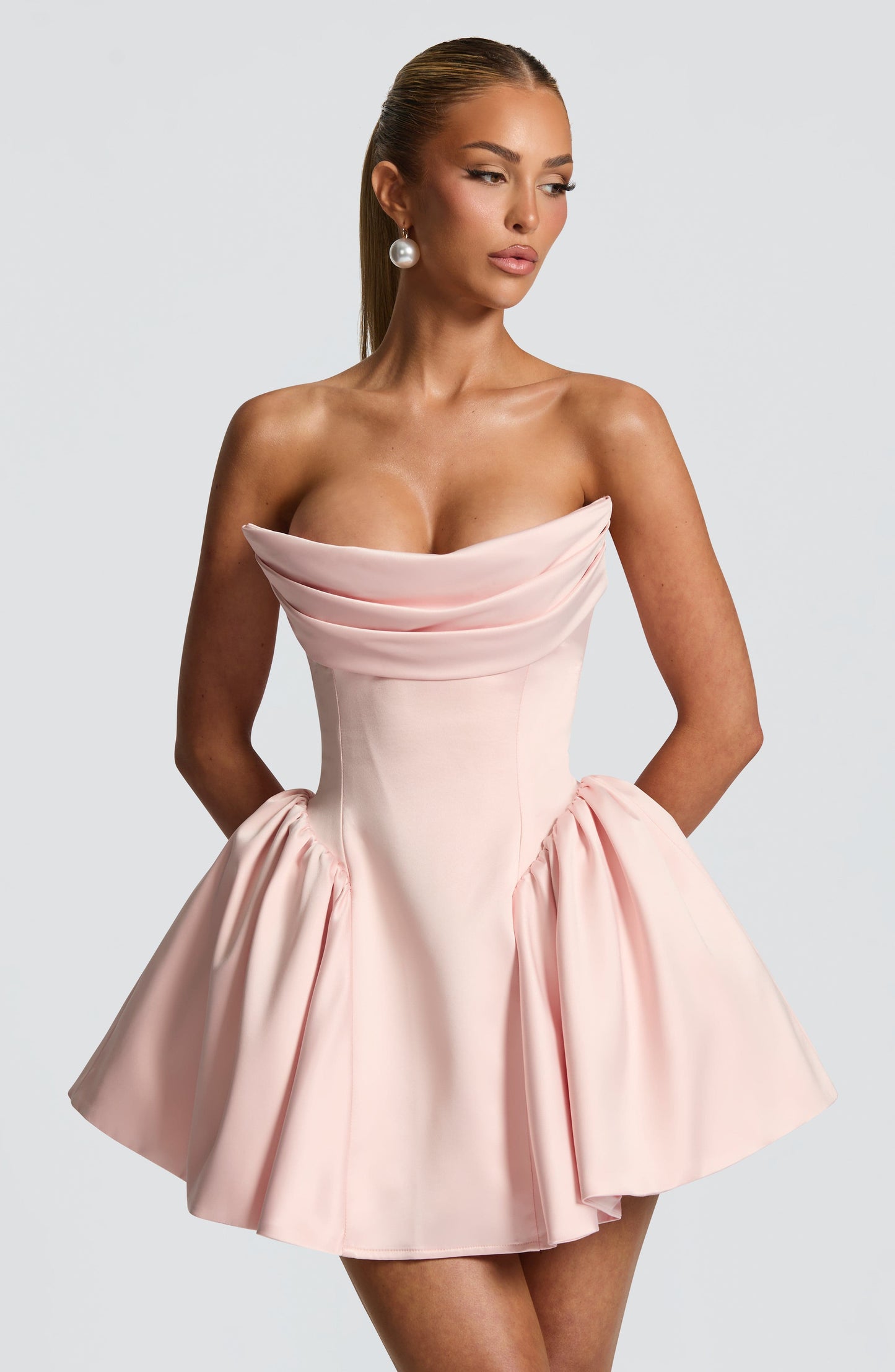 Mini Vestido Rosa Rubor Sophia - Moda Veraniega Encantadora