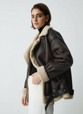 Chaqueta Aviador Braun Shearling – Piel Sintética con Acogedor Forro de Borreguito