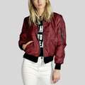 Chaqueta bomber con acabado brillante | Perfecta para un look casual de diario