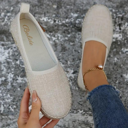 Alpargatas sin cordones de lona de Sophia – el calzado perfecto para el verano