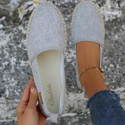 Alpargatas sin cordones de lona de Sophia – el calzado perfecto para el verano