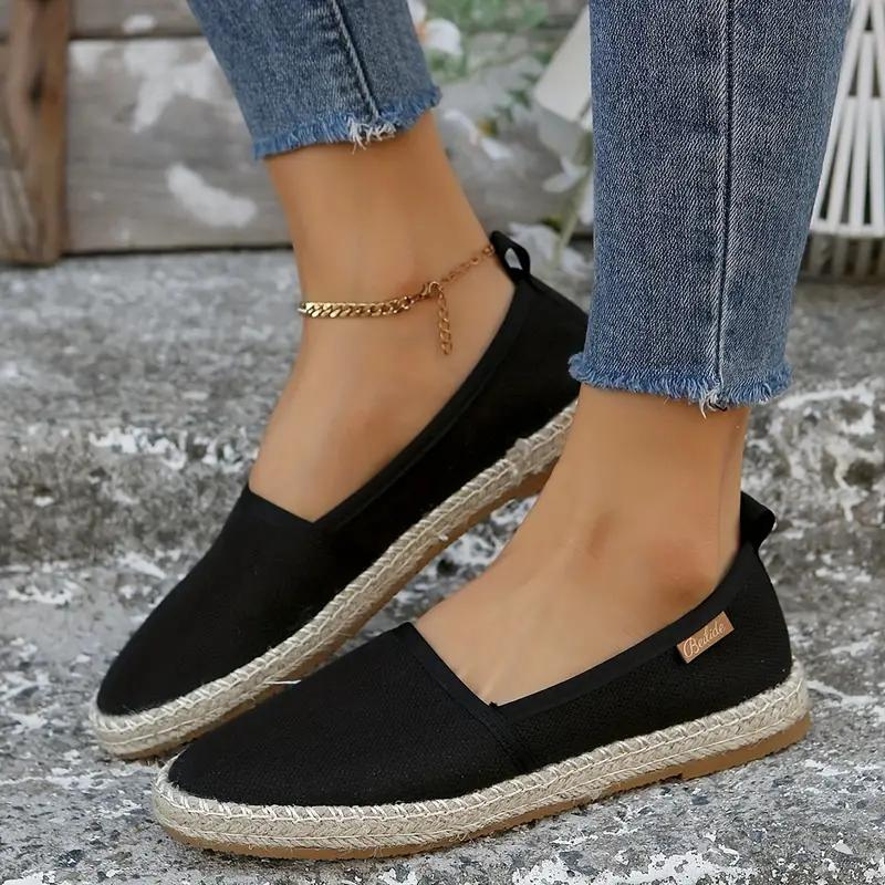 Alpargatas sin cordones de lona de Sophia – el calzado perfecto para el verano