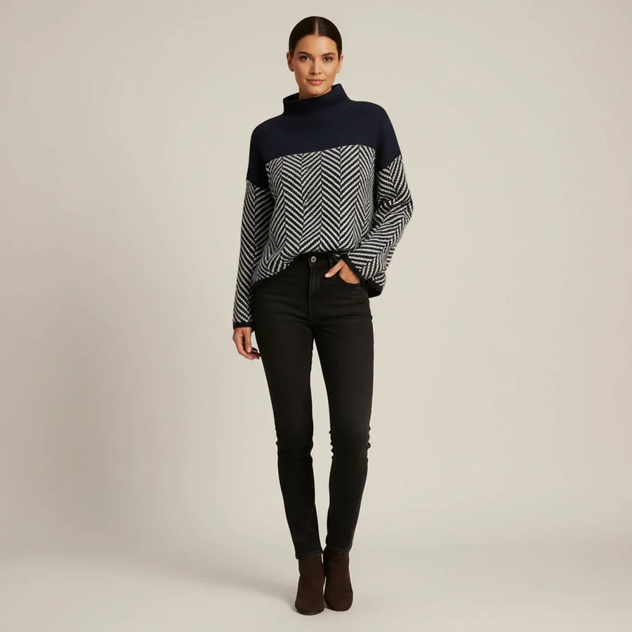Luvrefashion | Ladies' Color Block Turtleneck Sweater in Navy Blue - side view