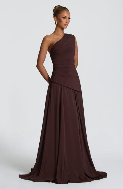 Vestido de verano maxi Sophia en marrón ciruela