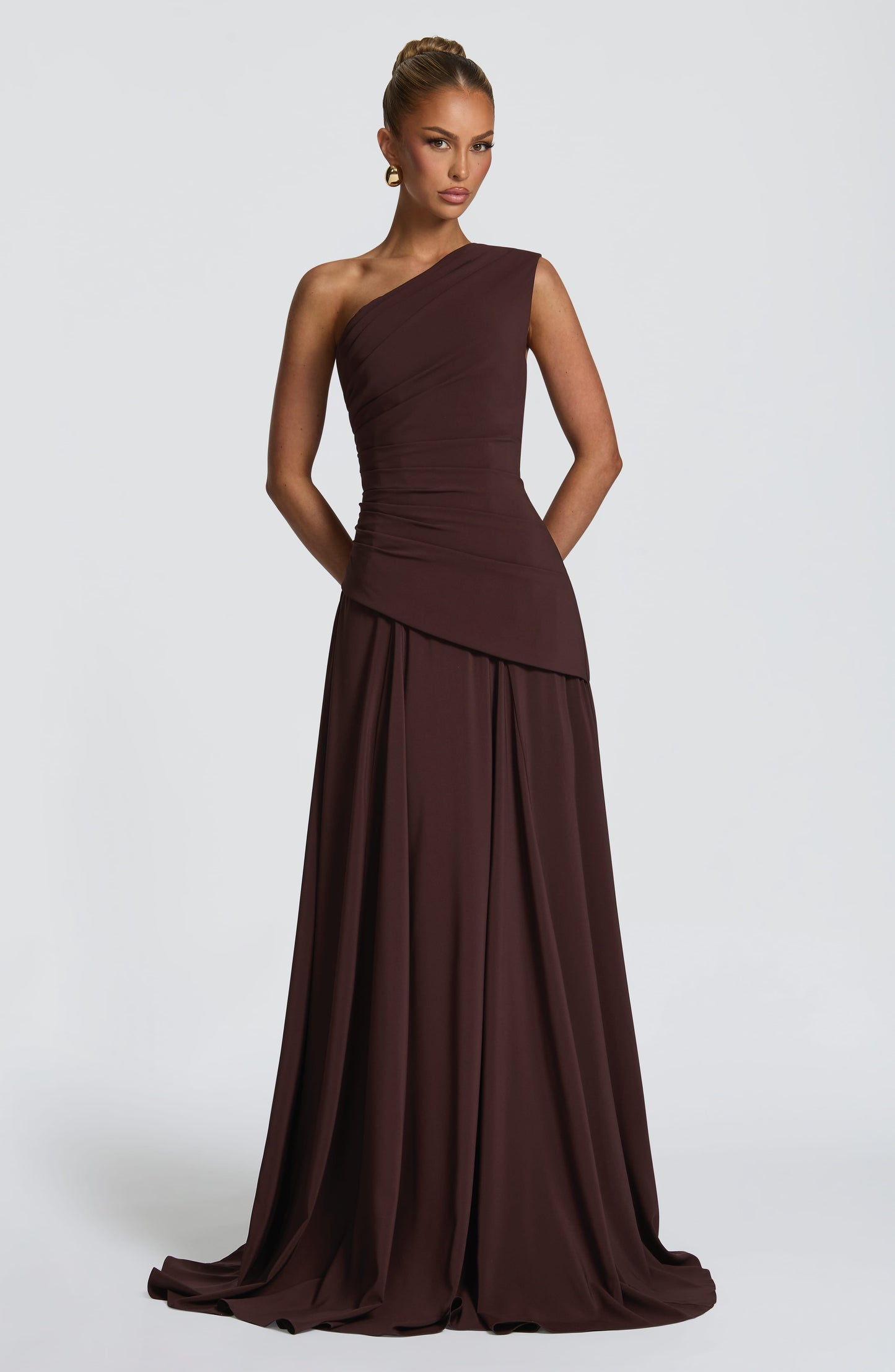 Vestido de verano maxi Sophia en marrón ciruela