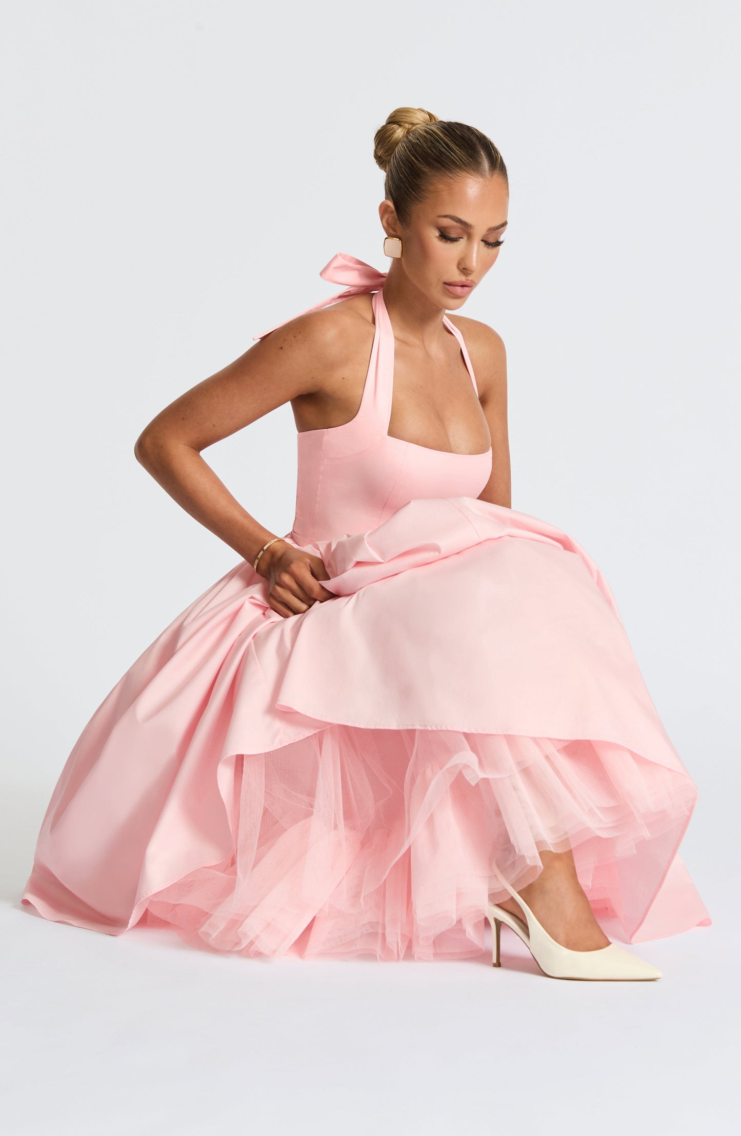 Vestido midi Sophia Blush - Moda veraniega elegante