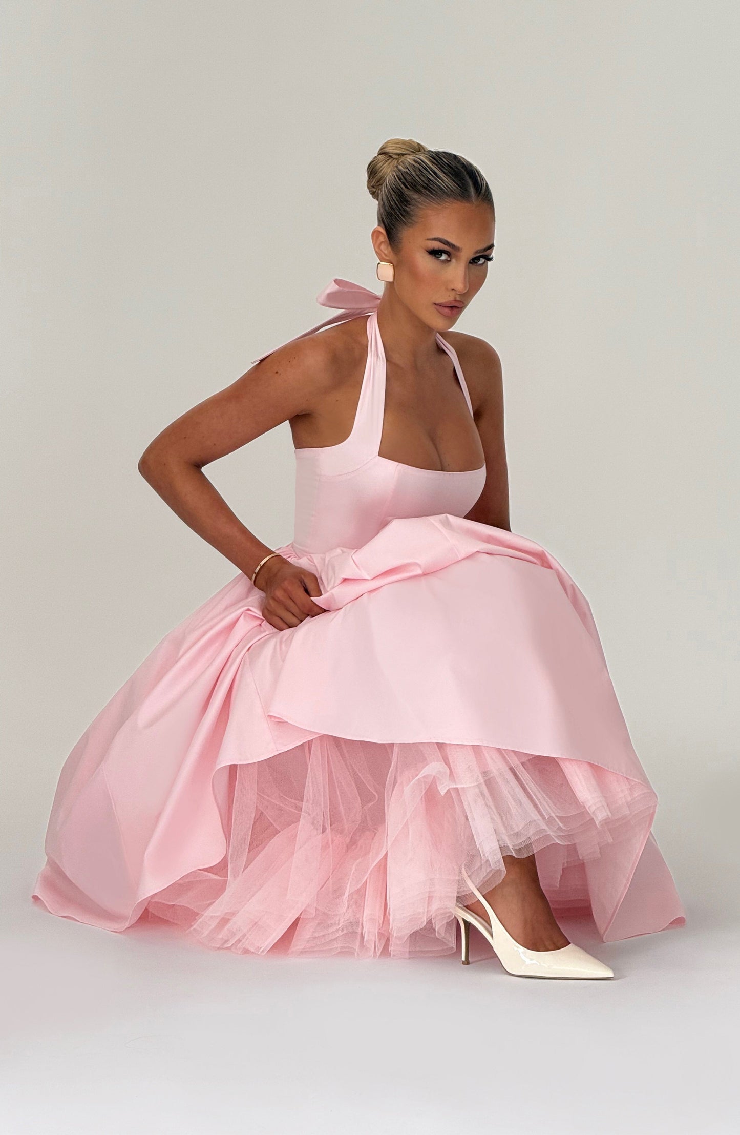 Vestido midi Sophia Blush - Moda veraniega elegante