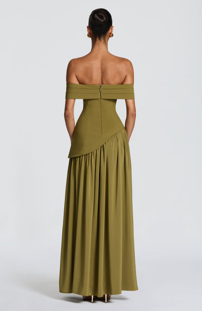 Sophia Maxi Vestido de verano en verde oliva oscuro