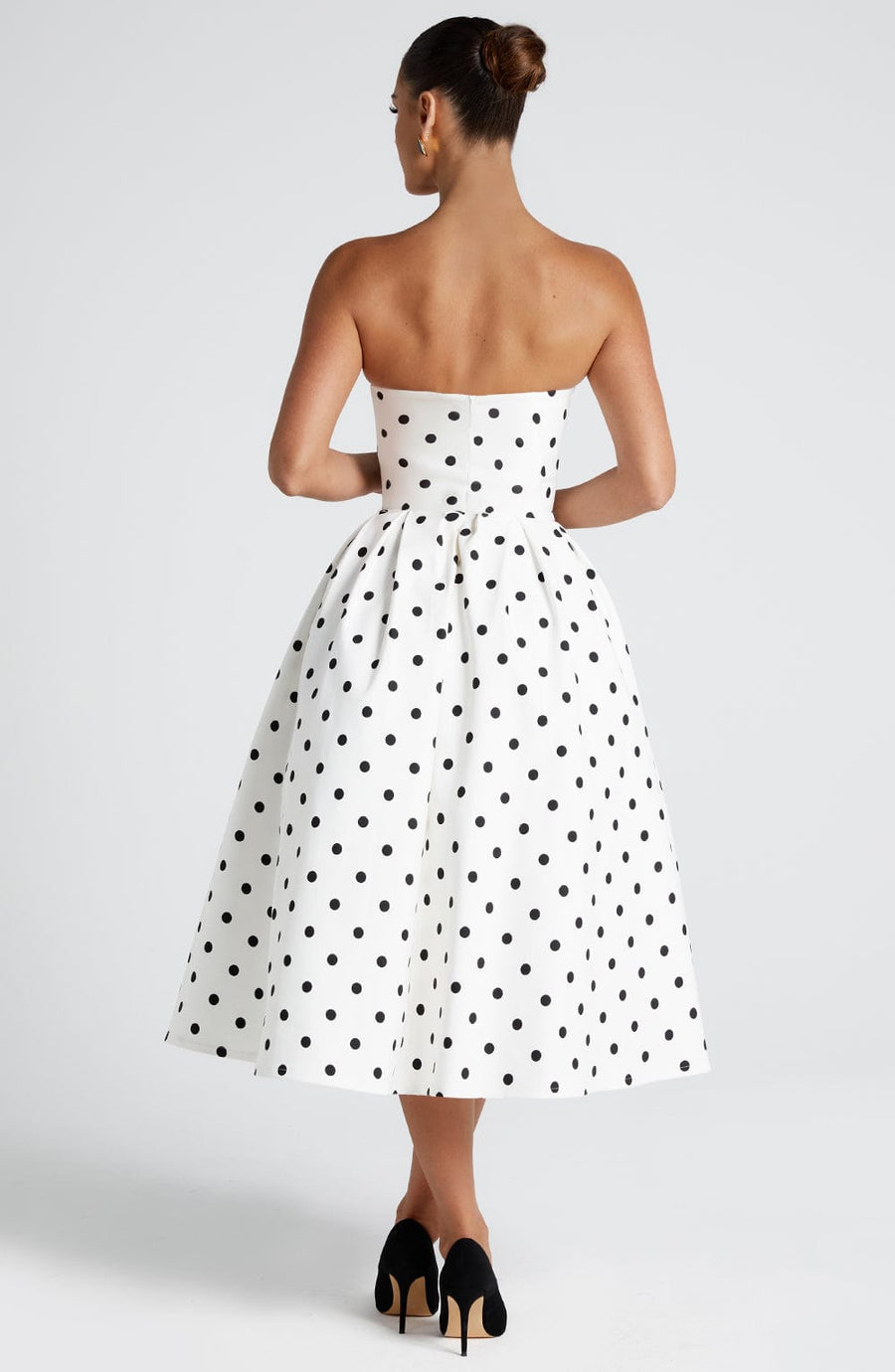 Vestido de verano midi negro de lunares Lila
