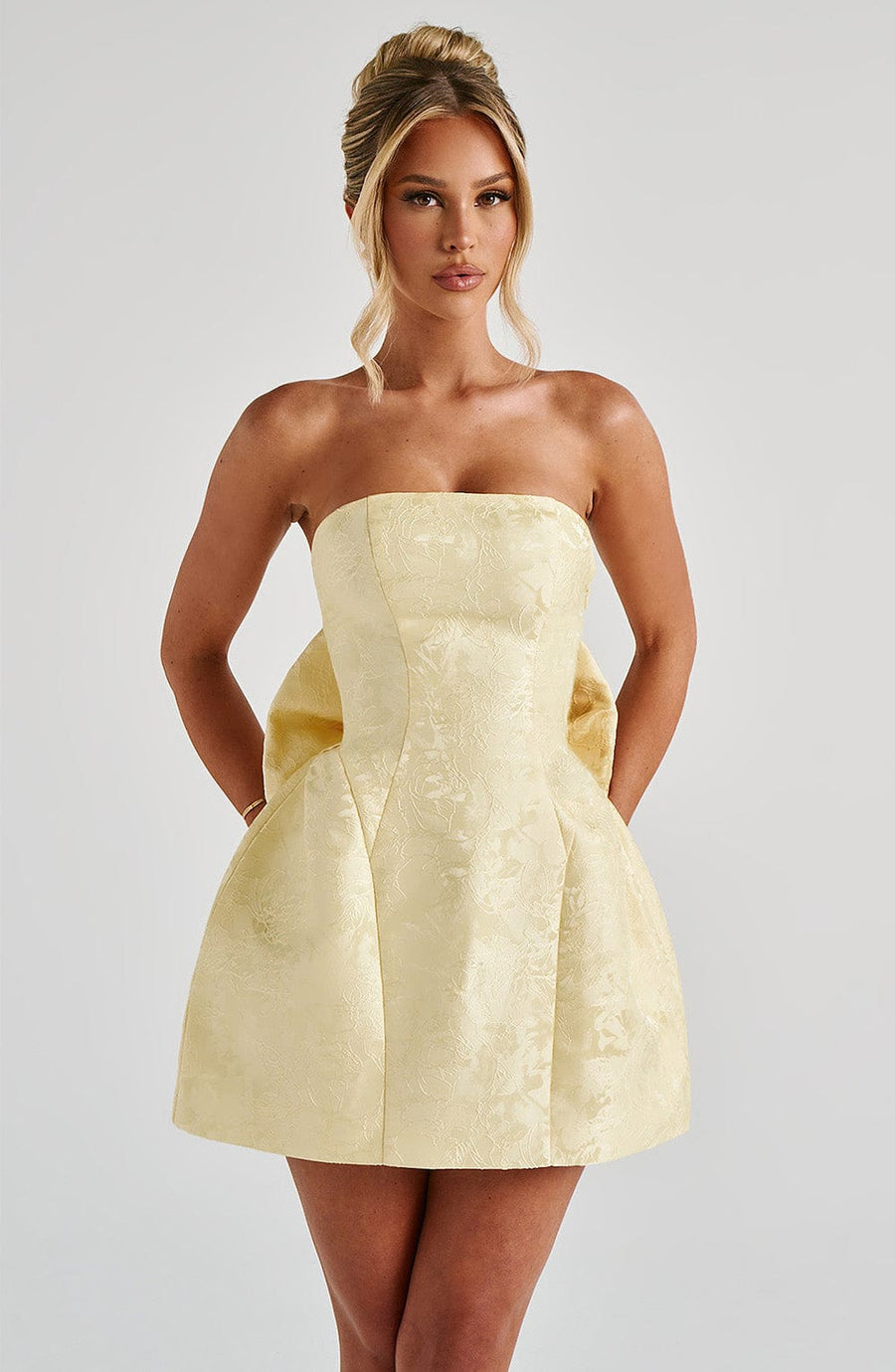 Minivestido Sophia Lemon - Moda veraniega adorable