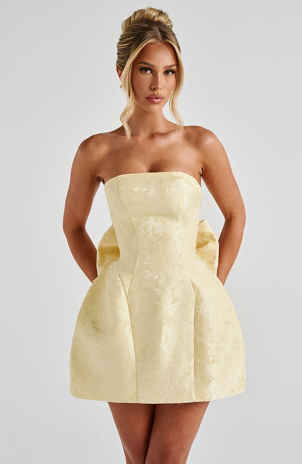 Minivestido Sophia Lemon - Moda veraniega adorable