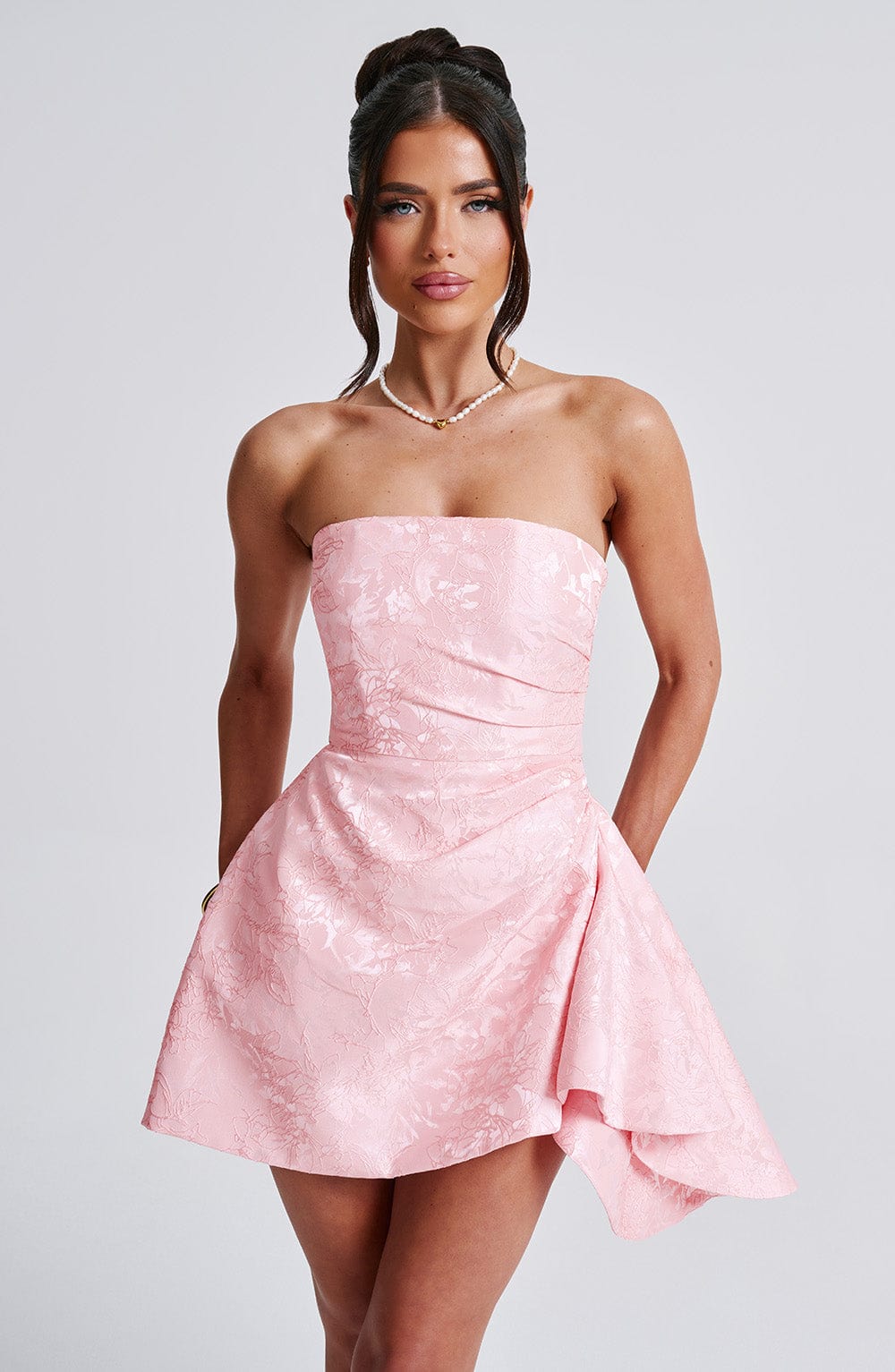 Chloe Blush Mono Corto de Verano