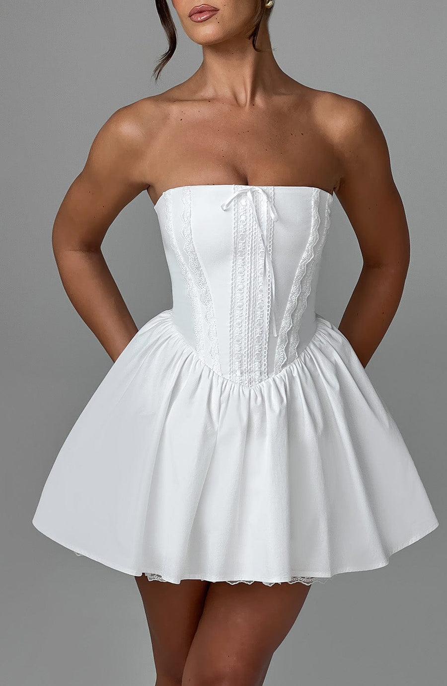 Minivestido Chloe Ivory - Moda de verano adorable