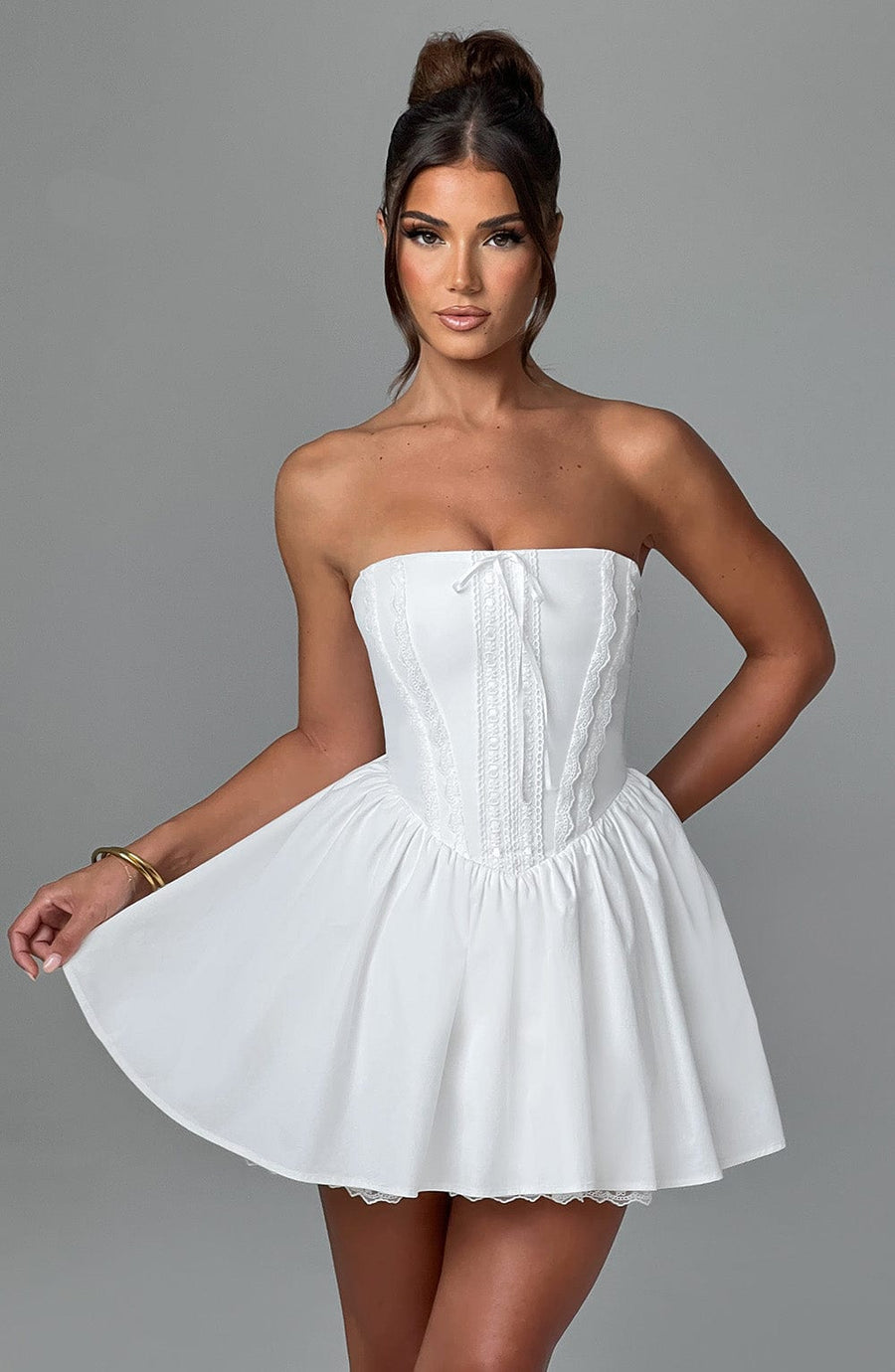 Minivestido Chloe Ivory - Moda de verano adorable
