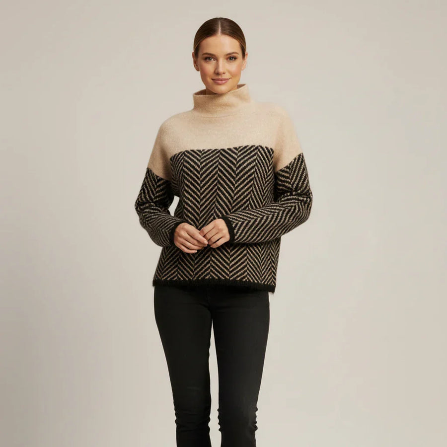 Luvrefashion | Ladies' Color Block Turtleneck Sweater in Navy Blue - back view