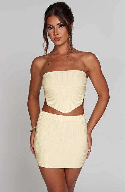 Minifalda Sophia Lemon para el verano