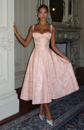 Vestido midi color durazno suave Amity