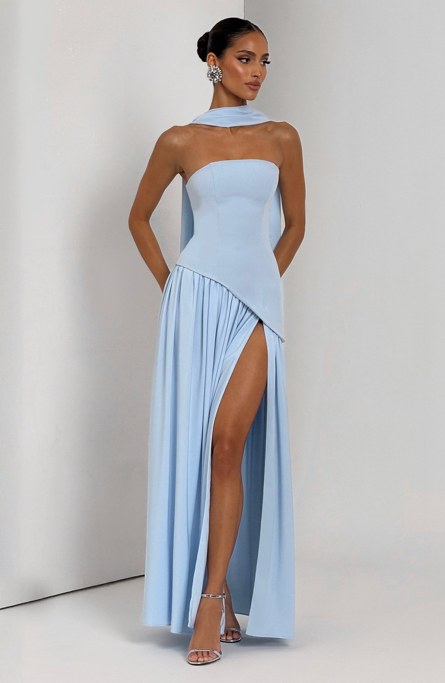 Vestido maxi de verano Sophia en azul bebé
