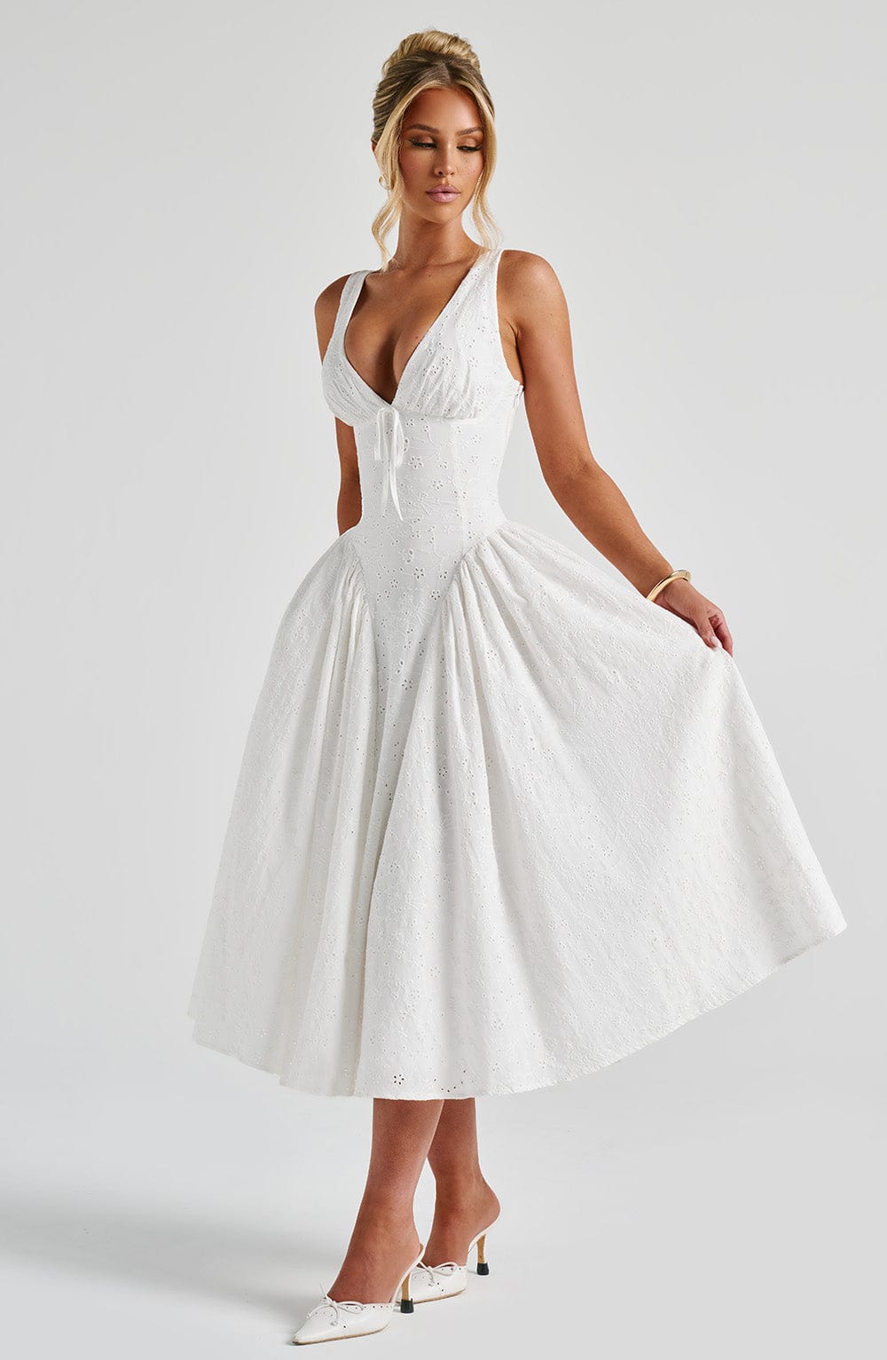 Chloe Ivory Midi Sundress - Vestido perfecto para el verano