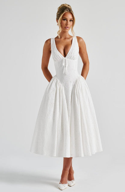 Chloe Ivory Midi Sundress - Vestido perfecto para el verano