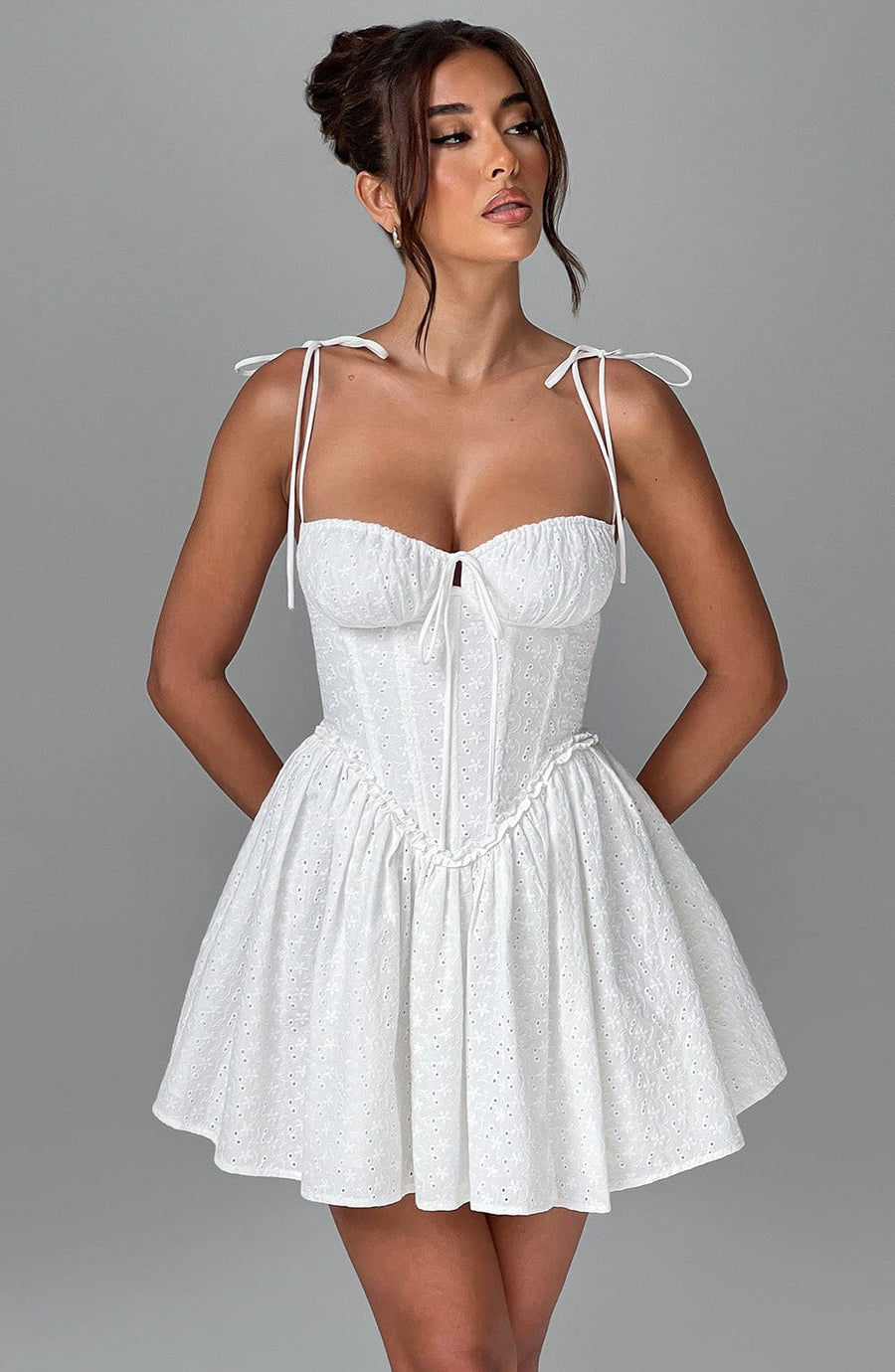 Minivestido Sophia Ivory - Moda de verano linda