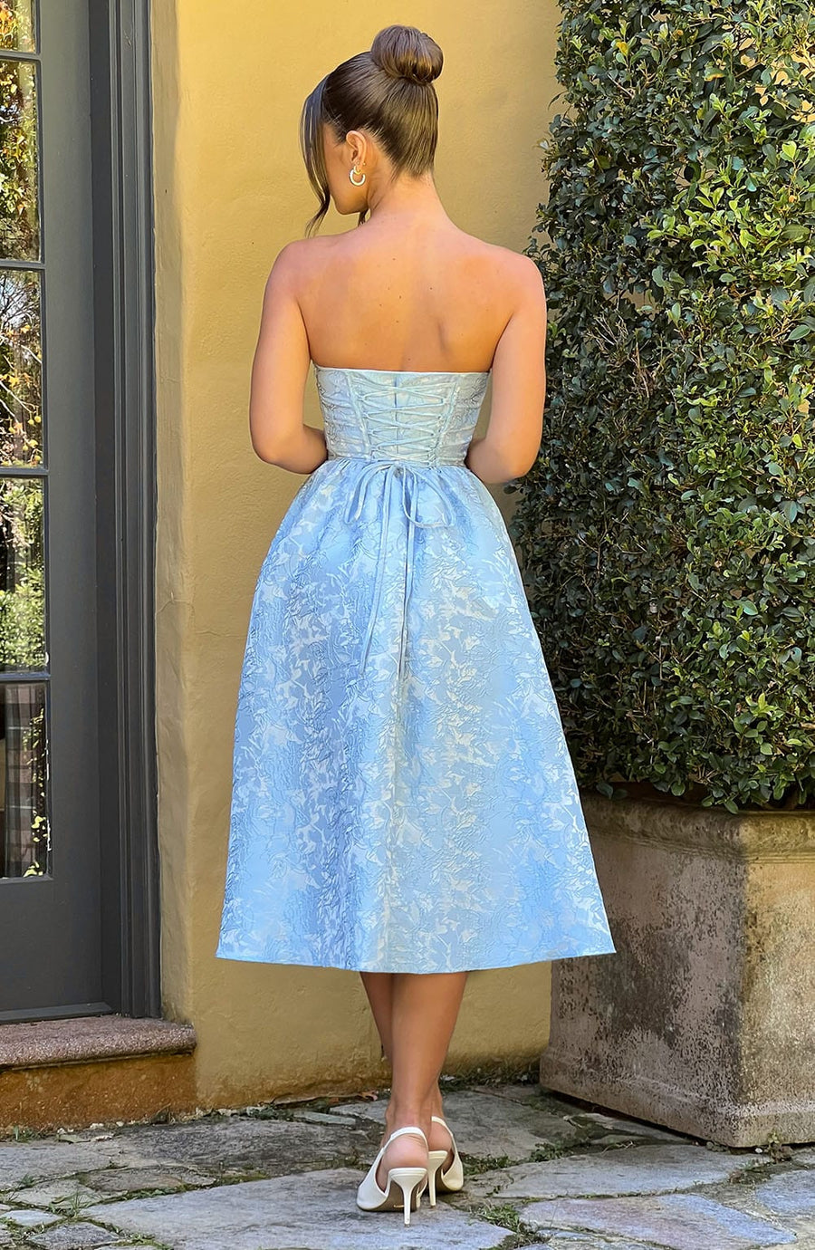 Chloe Blue Midi Sundress - Perfecto para el verano