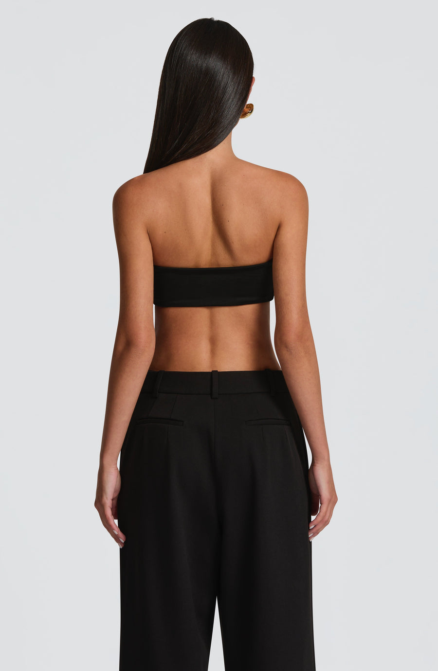 Top Emily sin mangas negro para el verano