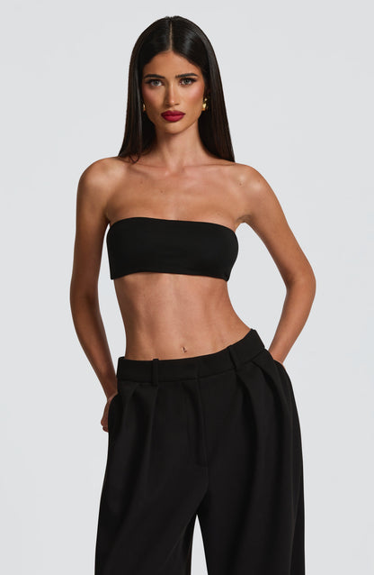 Top Emily sin mangas negro para el verano