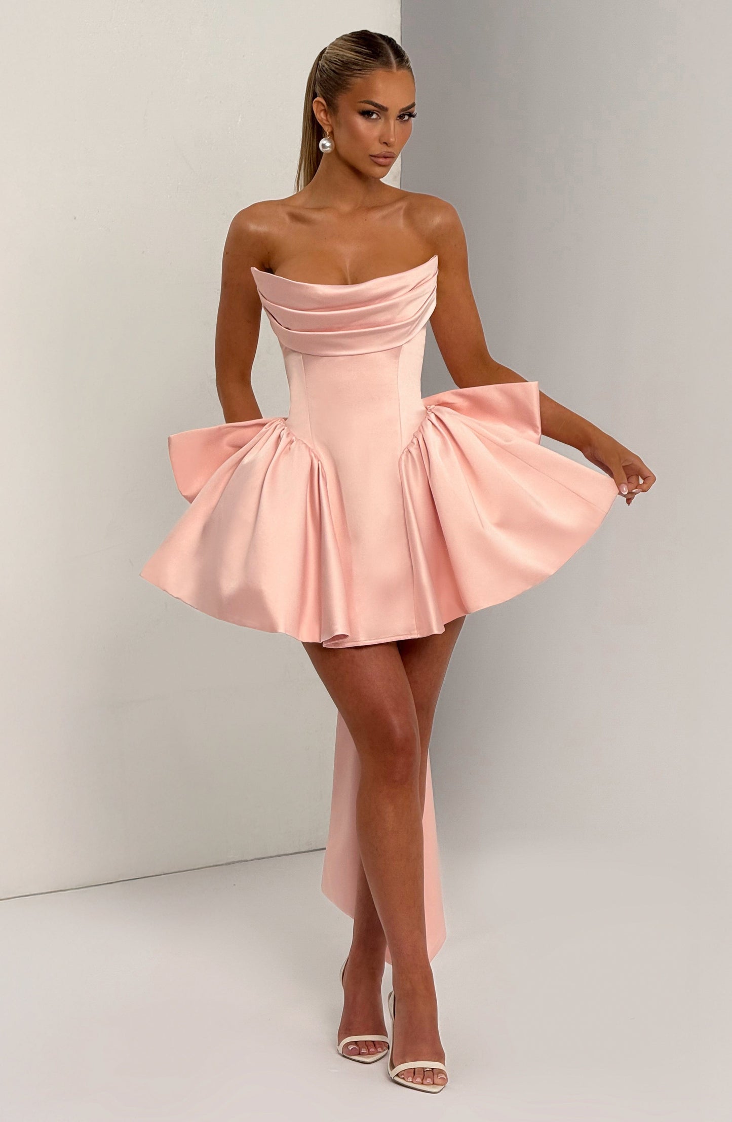 Mini Vestido Rosa Rubor Sophia - Moda Veraniega Encantadora