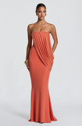 Vestido largo de verano Sophia en naranja quemado
