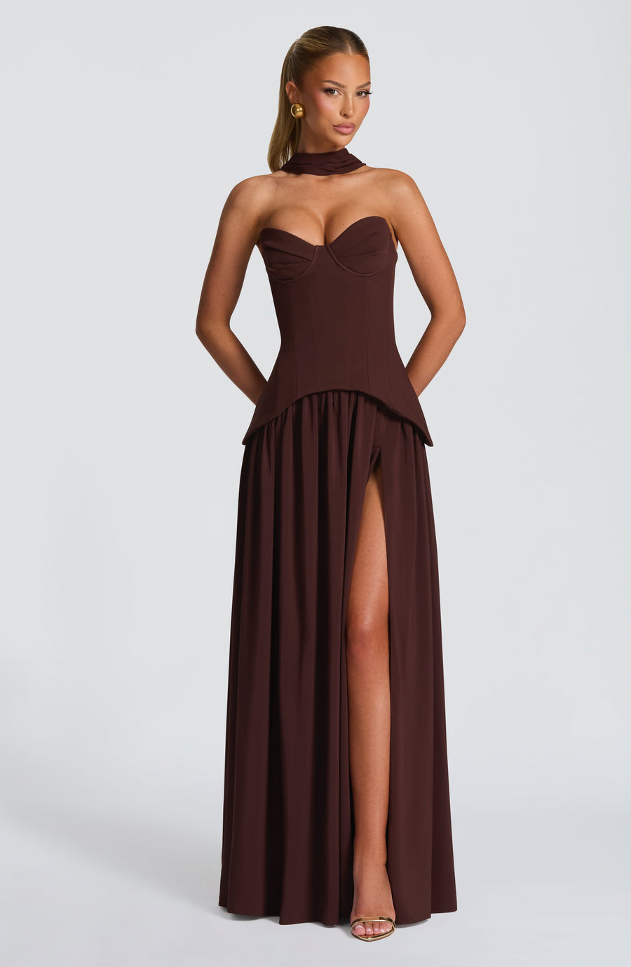 Vestido maxi de verano Sophia Plum marrón
