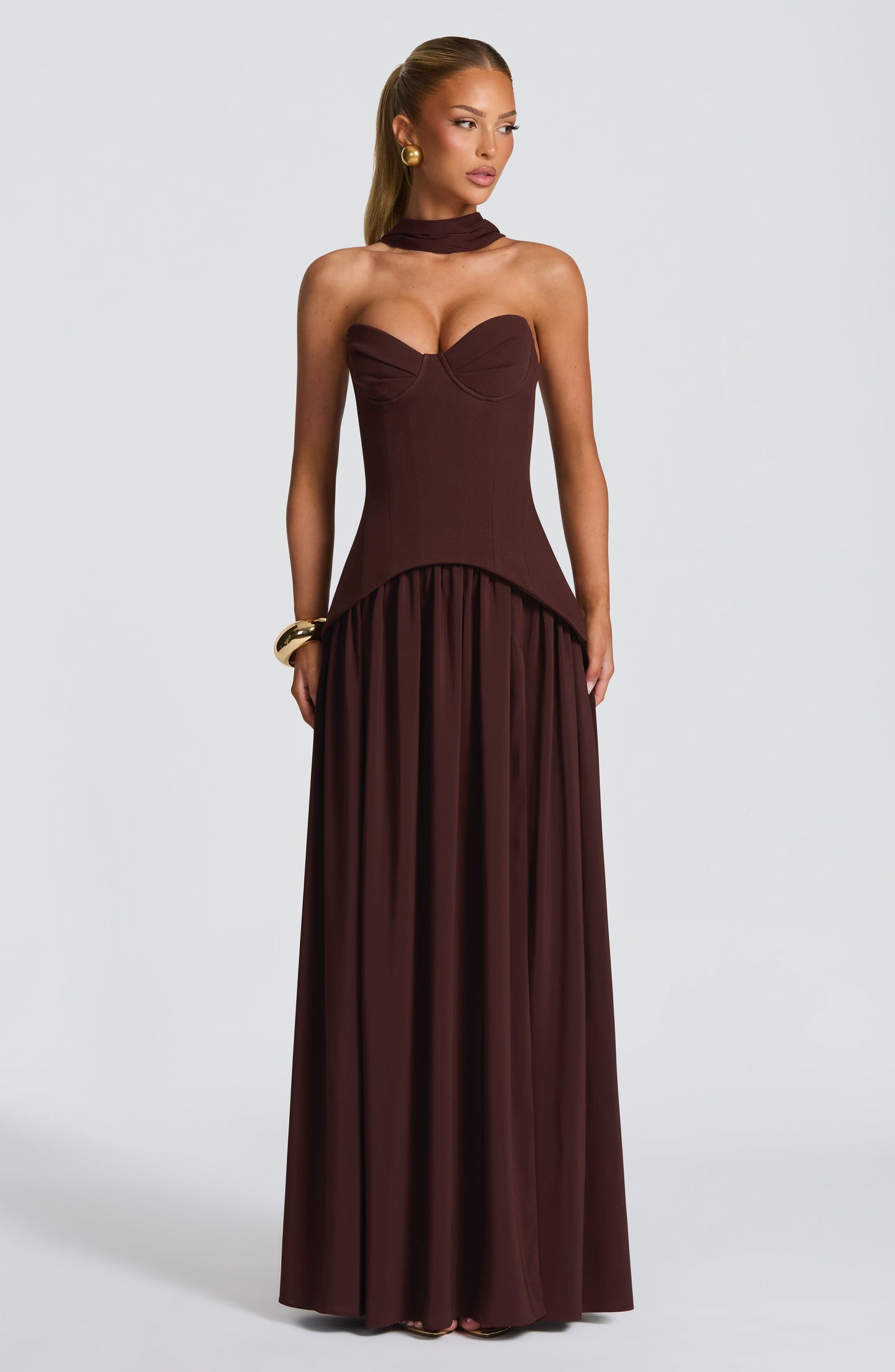 Vestido maxi de verano Sophia Plum marrón