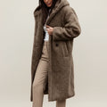 Abrigo largo de invierno con capucha y diseño Teddy para mujer